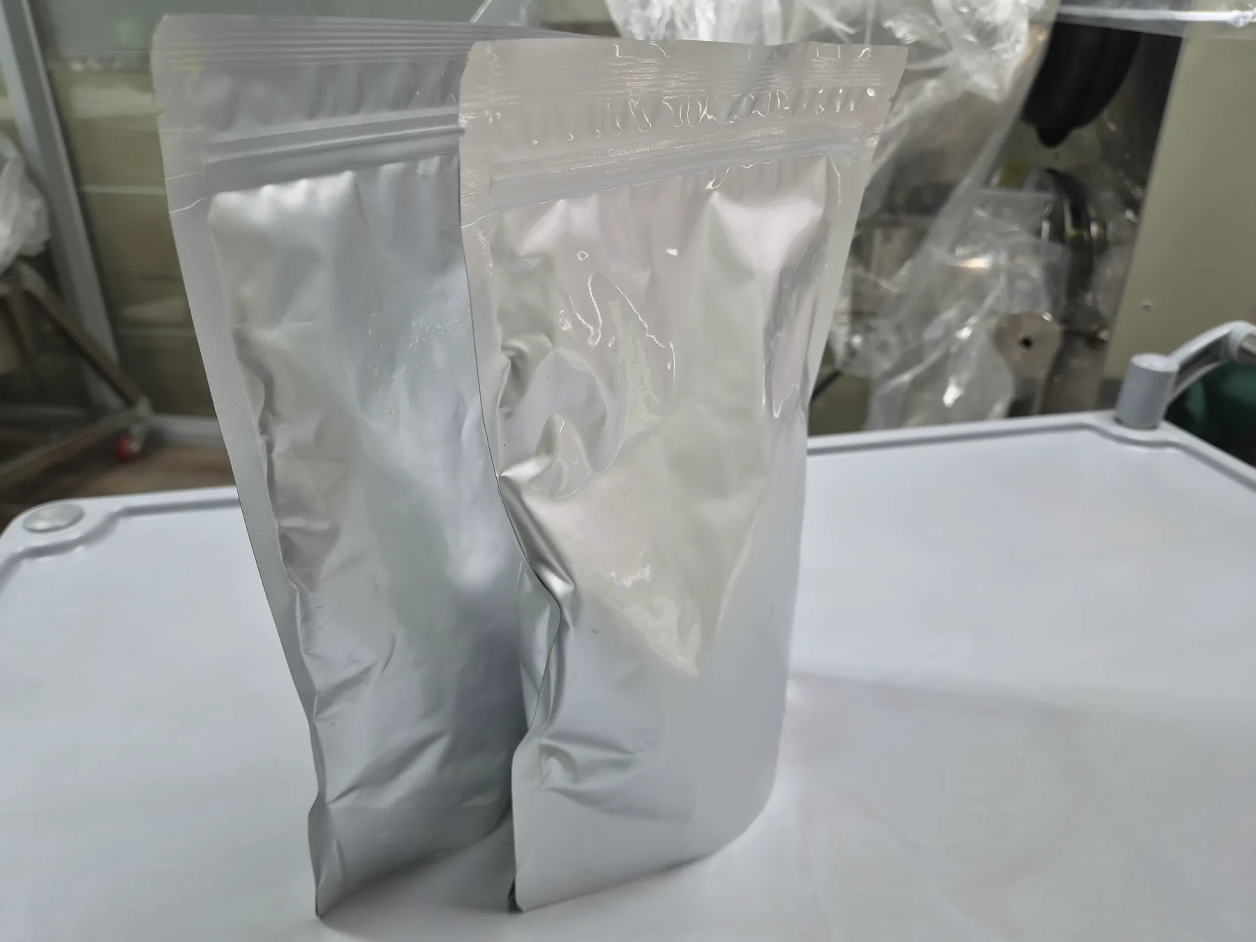 실제 공급용 은색 500g 만먹설 벌크 샘플 파우치